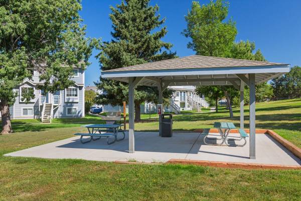 $2,100 / 3br - 1130ft2 - Barbeque and Picnic Area, Beautiful Park-like Setting (Oro Blanco & N. Carefree)63658179553283121