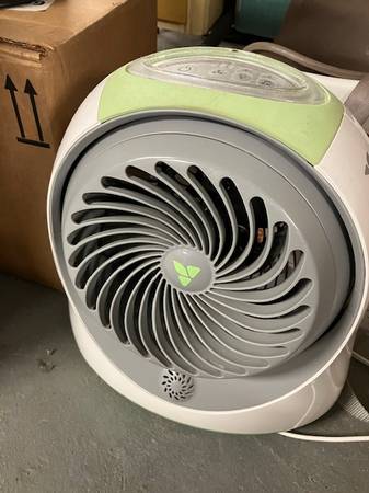 Vornado Breesi Nursery Fan 1