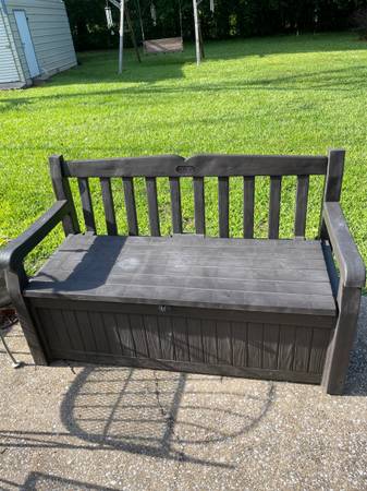 Keter Storage Bench - $45 (Anniston)63440305620737120