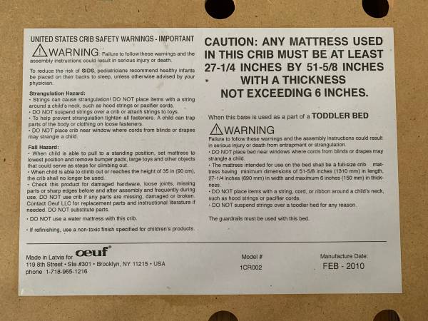 Oeuf Classic Crib + Naturepedic Organic Crib Mattress - $1 (Seattle)63471419001601122
