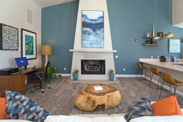 $3,973 / 1br - 790ft2 - Beautiful Pool, Fitness Center, Near the beach! (santa cruz)63682851361025124