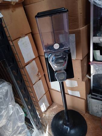 Single Head Candy Vending Machine 1