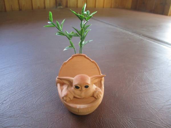 STAR WARS YODA CLAY PLANT HOLDER 1