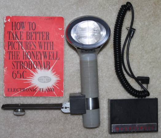 Honeywell Strobonar Flash Unit and Accessories 1