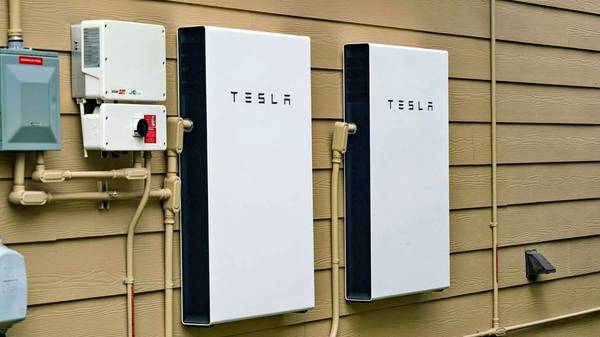 Tesla Power Wall Battery 1