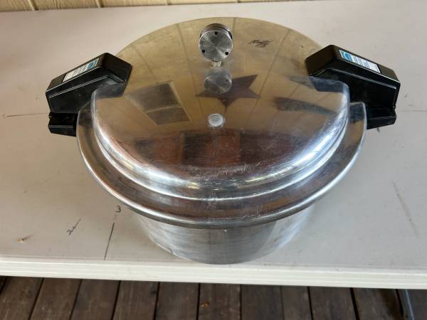 CANNER - PRESSURE COOKER 1