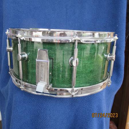Mapex Snare, 6.5"x14", laca verde esmeralda - $135 (torrance)63471426620545120