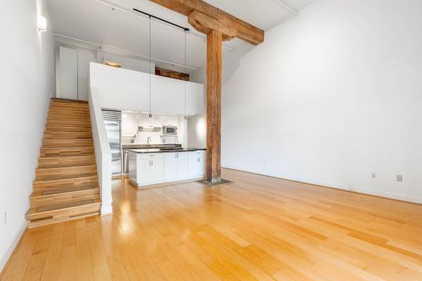 $5,300 / 2br - 1250ft2 - The Harbor Lofts | Two-Level 2 BD Loft W 15' Ceilings| Ava Mid October (SOMA / south beach)63834322410881121