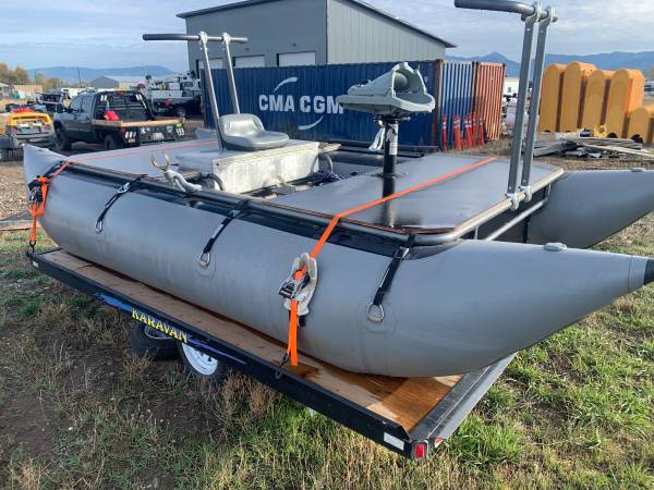 14’ cataraft w/ fishing frame 1