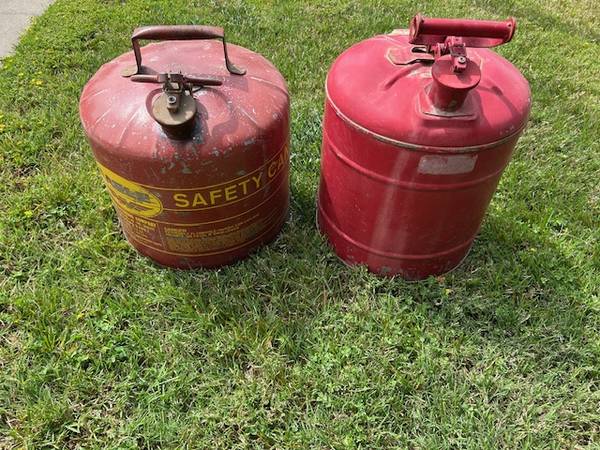 5 Gallon Safety Gasoline & Diesel Cans - $4063470292799617120