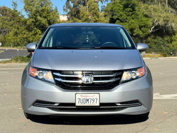 2016 Honda Odyssey SE Clean Title UN SOLO DUEÑO 8-Pasajeros DVD sienna - $8,500 (Hayward)63613170493827121