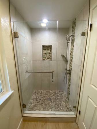 Shower doors Mirrors and Tempered glass 1