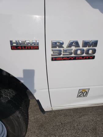 2014 DODGE RAM 3500 4X4 DUALLY - $20,900 (Elk Grove)63470758328193124