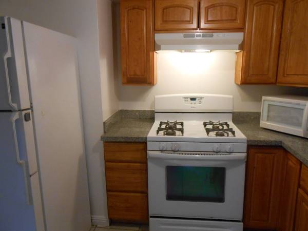 $2,000 / 3br - 1100ft2 - Gas Heat/Water & Garbage:Free/Dishwasher/Washer & Dryer (russian river)64030485985026121