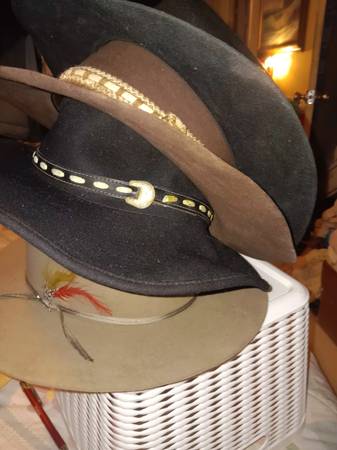 MENS VENTAGE STETSON HATS 1