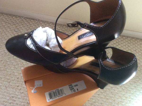 shoes/wedges size 7.5(UNISA) 1