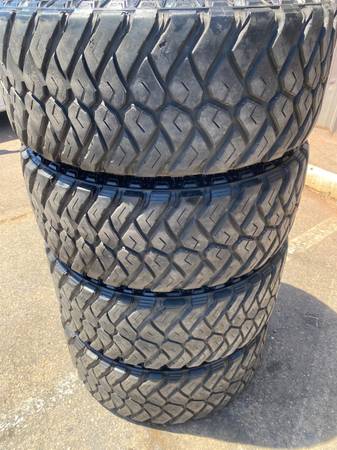 New ~ 20x10 Ultra 8x6.5 Rims Dodge / Chevy 8 Lug & 35 Maxxis MT Tires - $1,55063471458563969121