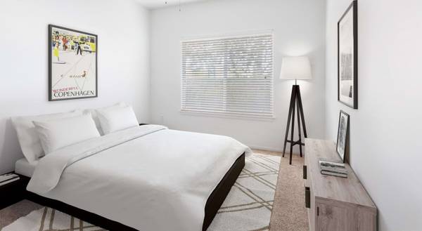 2 Bed, Electric Range, Oversized Walk-In Closets 1