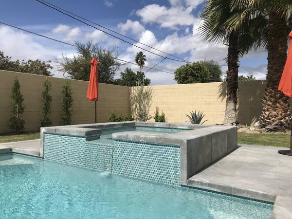 $3,400 / 3br - 1148ft2 - $3,400 / 3br - 1148ft2 - Cute 40's Bungalow w/ pool & fenced yard (Palm Springs)63686299554691121