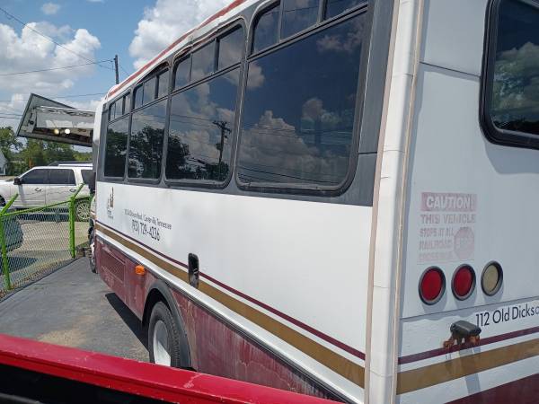 2000 Ford E450 Superduty Church bus food truck party bus REDUCED - $6,900 (Middle Tn)63470753800193123