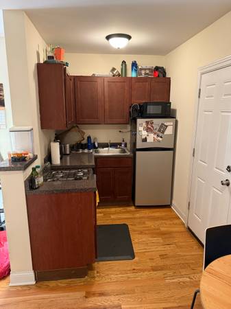$1,875 / 1 dormitorio - 800 pies² - Mudanza 1 de octubre | 1 dormitorio en Wrigleyville/Boystown | $1,875 ($200 de descuento en el primer mes!) (Chicago)63898985001602124
