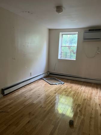 $3,800 / 3br - Massive Huge Spacious King size 3BR 2Bath Near express trains (Crown Heights/ Bushwick/ Bed Stuy/Williamsburg)63689752313347123