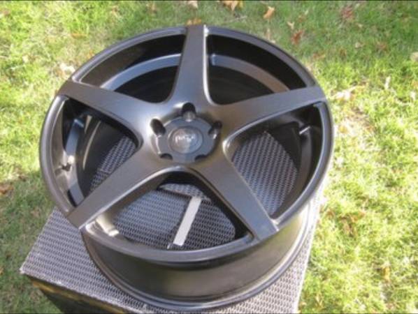 1993 - 2002 Camaro Firebird Black Niche Wheels and tires - NEW 1