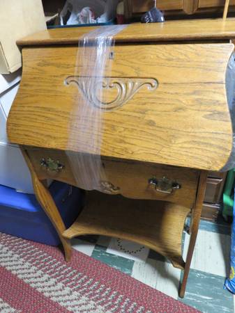 1910 Larkin Oak Secretary Desk 1
