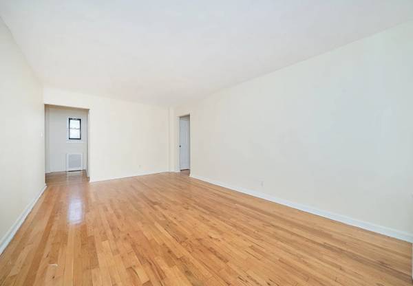 $1,700 / 2br - Renovated 2BR in Historic Brownstone (11216)63698553220227123