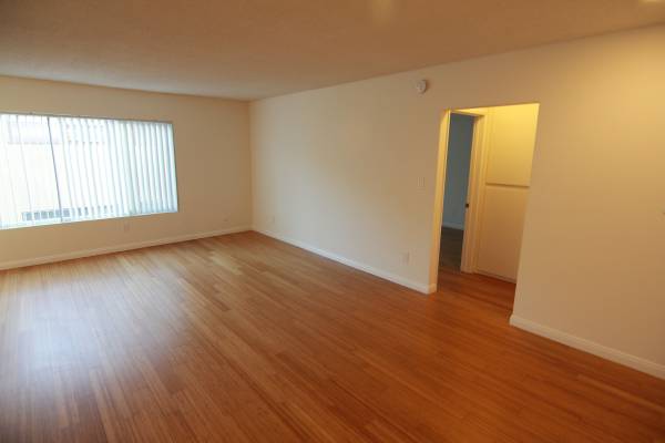 $2,145 / 1br - 650ft2 - Amazing 1 Bedroom Available (Los Angeles)63700899710979124