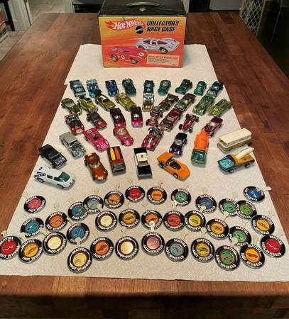 Looking for vintage toys GI Joe Star Wars Hot Wheels g.i. 60s 70s 80s 1