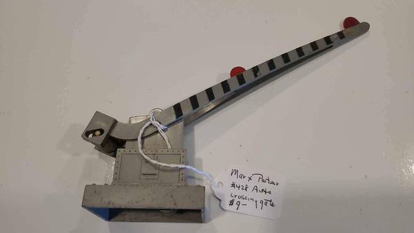 MARX#428 AUTO CROSSING GATE 1