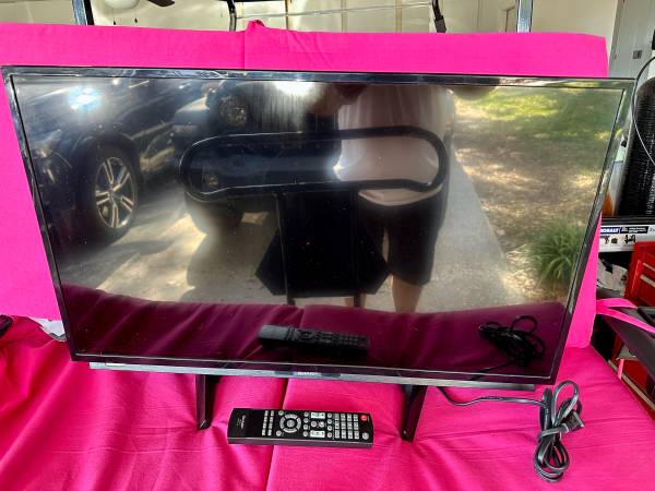 32 “ sharp tv 1
