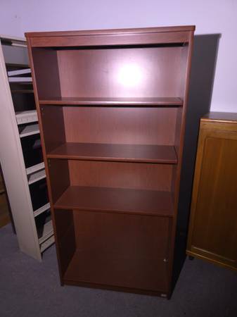 6 ft Bookshelf 1