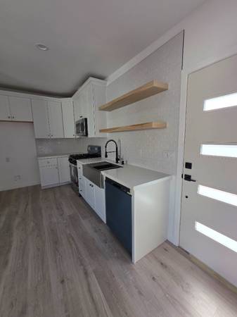 $2200.00 / 1br - 434ft2 - 2025 Newly Built Construction Modern Home64035737658753121