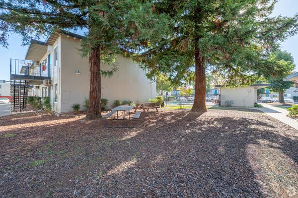 $1,450 / 2br - 695ft2 - Apartamentos de 1 y 2 habitaciones con acceso controlado (Rancho Cordova)63790861763969124