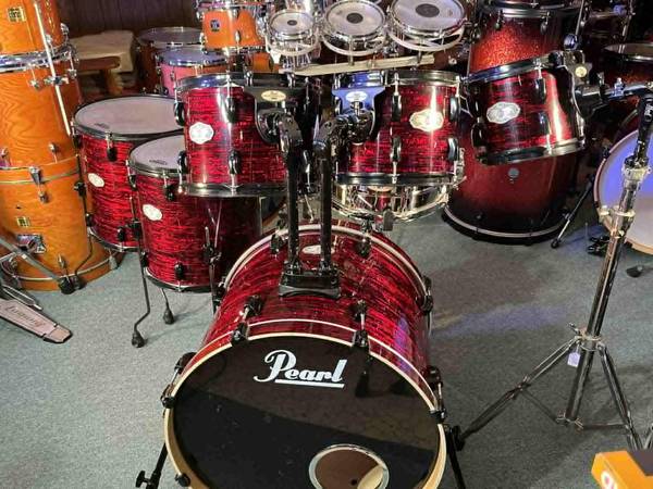 Pearl Vision 7 pc drum set 1