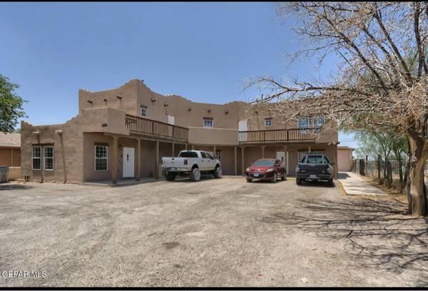 1 Townhouse FOR RENT  1