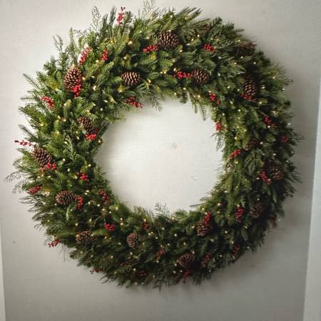 Price drop Christmas Wreath 1