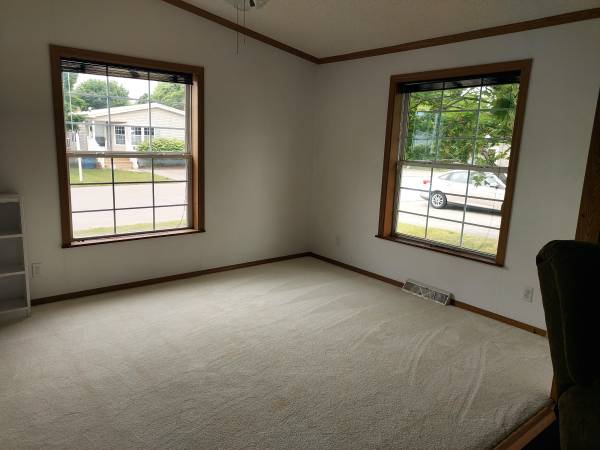 $69,900 / 2br - 1560ft2 - Double wide Kings Ct~ offered by Schmidt Mobile Homes (Traverse City/2454 Friendship)64037723293059122