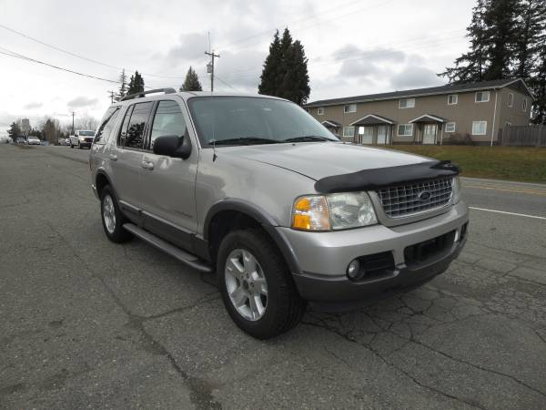2004 Ford Explorer XLT 4x4 Automatic 7 Passenger lots of new parts 1