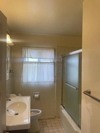 $3,800 / 3br - 1492ft2 - Nice Home in Estudillo Estates (san leandro)63852073204611123
