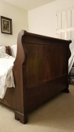 Antique Sleigh Bed from France with Horse Hair Mattress 1