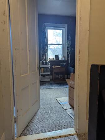 $950 / 1br - 350ft2 - Two Adjoining Rooms for One Occupant in Downtown Concord Location (Concord)63931787973122123