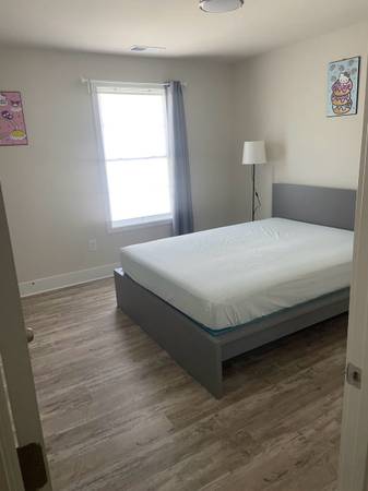 Queen Bed 1