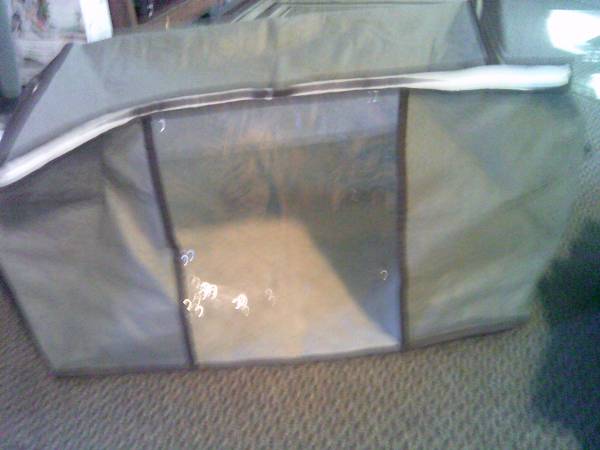 SELLING 9 NEW TOTE / STORAGE BAGS, MADE OF HEAVEY DUTY VINYL... 1