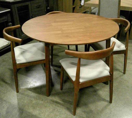 Urban Mid Century Modern Dining Set, Floor Model Only, solid hardwood 1