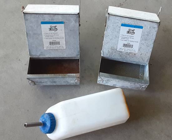 Animal feeders and bottle set 1