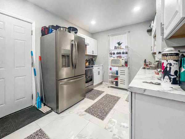 $1,250 / 2br - 1100ft2 - 2 Bed / 1 Bath in Plymouth - $1250 (Plymouth)63813312018177121