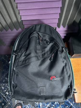 Mochila para cámara Lowepro - ¡Excelente estado! - $75 (Roseville)63470262557057121